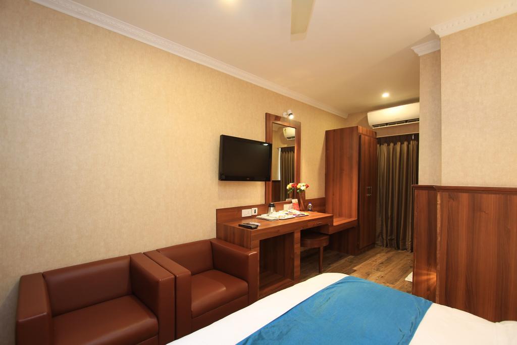 Hotel Noor Empire International Kormangala Бангалор Экстерьер фото