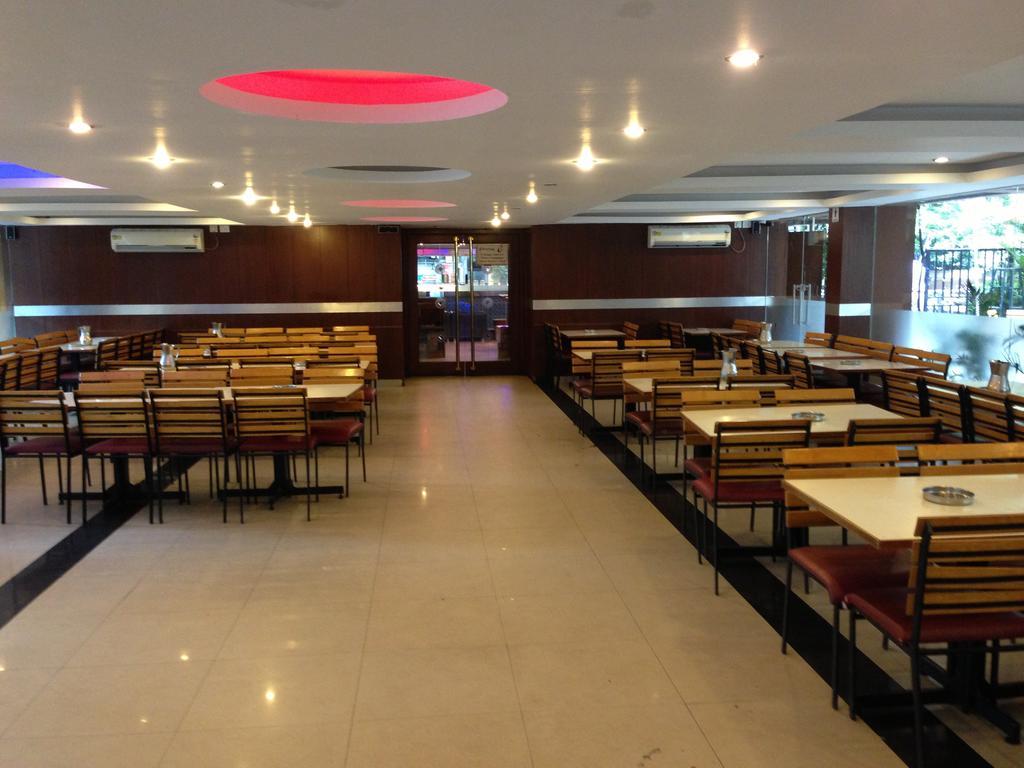 Hotel Noor Empire International Kormangala Бангалор Экстерьер фото